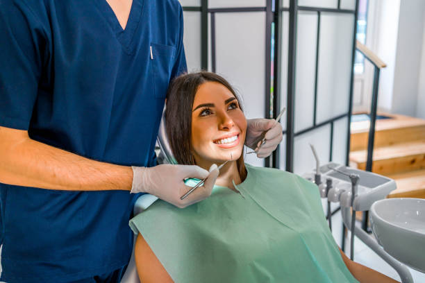 Best Cosmetic Dentistry  in East Renton Highlands, WA